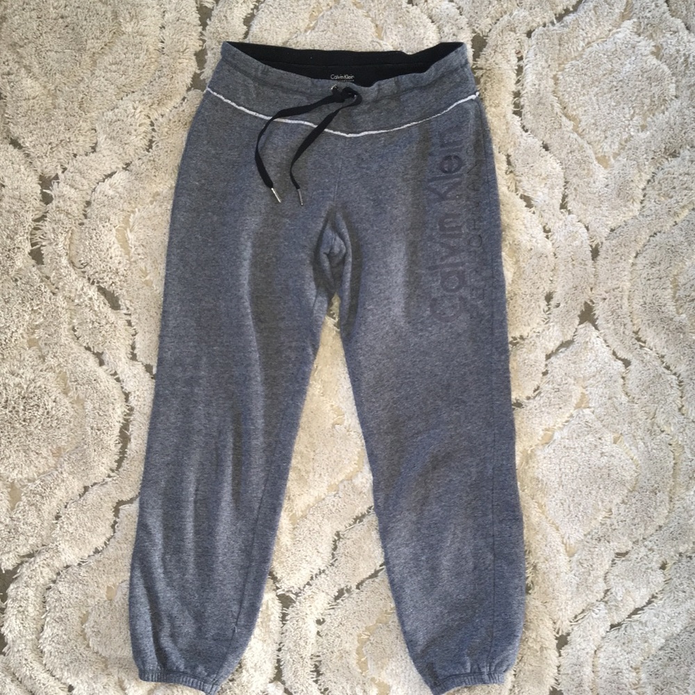 Calvin Klein performance jogger sweats!😎